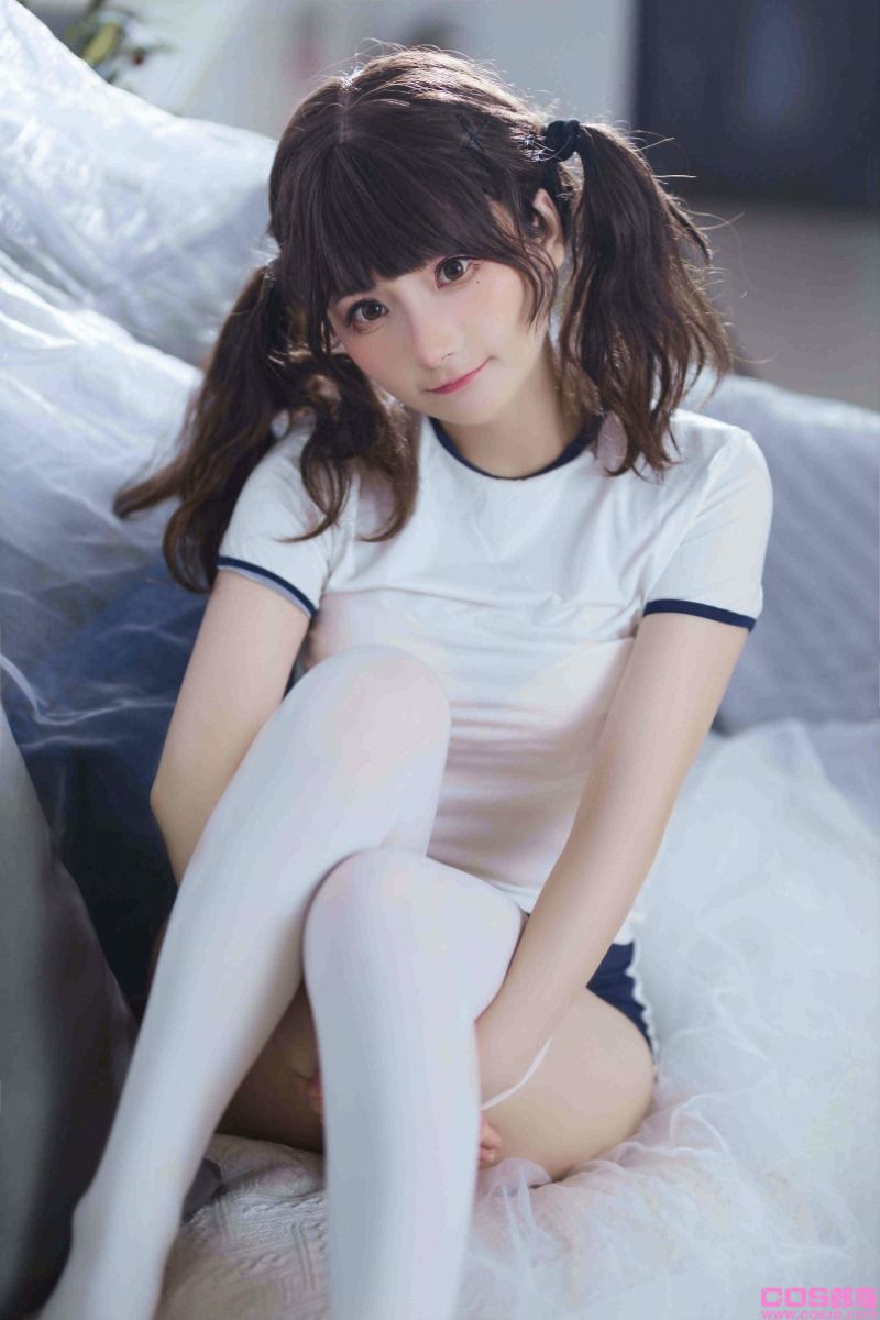 动漫博主@是三不是世w 束缚 [37P/527MB](图4)