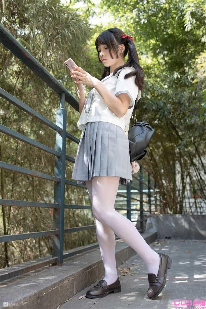 森萝财团写真 JKFUN-028 抑郁湖边与绝望天台 15D白丝 默陌(图2)