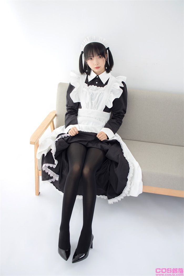 森萝财团写真 JKFUN-029 卉女仆 踩物 80D嘿丝 [67P/1V/3.16G](图2)