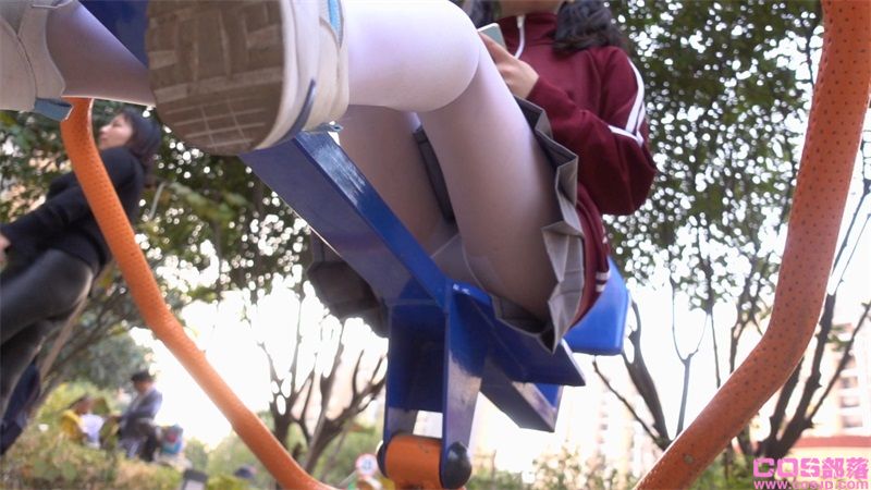 森萝财团写真 JKFUN-《户外慢动作》15D白丝 R16 小夜 [1V/1.41G](图3)