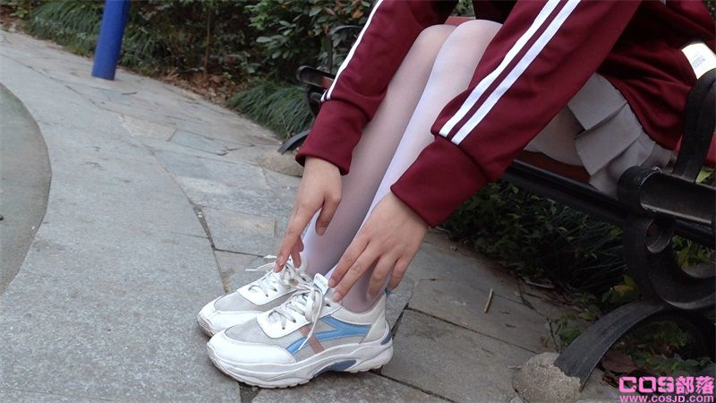 森萝财团写真 JKFUN-《户外慢动作》15D白丝 R16 小夜 [1V/1.41G](图4)