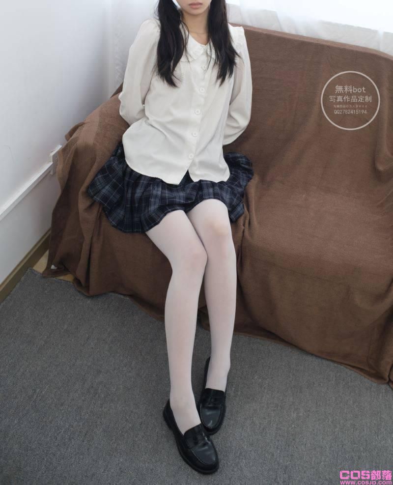 森萝财团 有料 NO.018 出镜：吸吸 [86P/1.22G](图2)