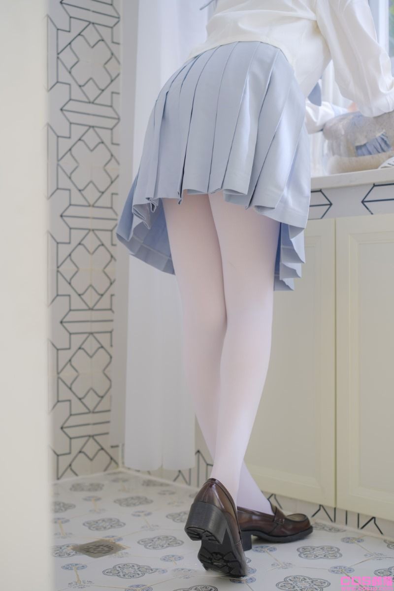 森萝财团写真 - GZAY4 [102P/1V/3.28GB](图4)