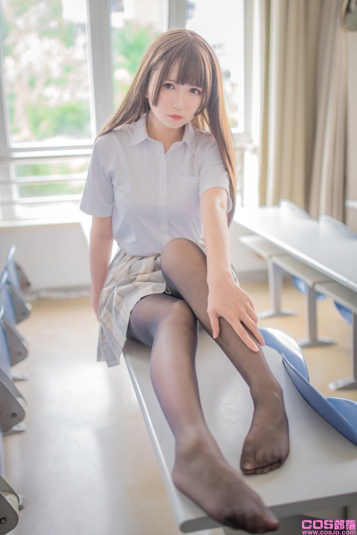 白金Saki写真 - 制服嘿丝 [24P/217MB](图3)