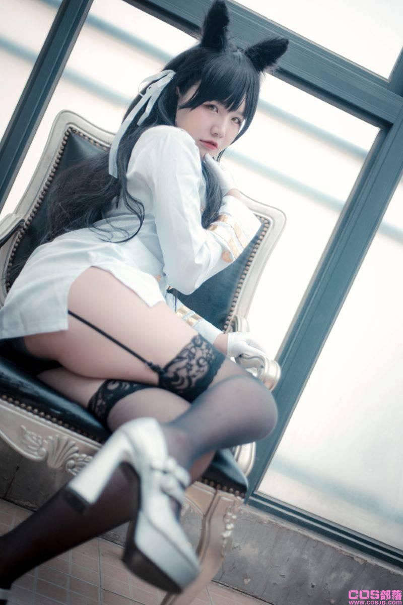 人气Coser@阿半今天很开心 爱宕 [24P/103MB](图2)