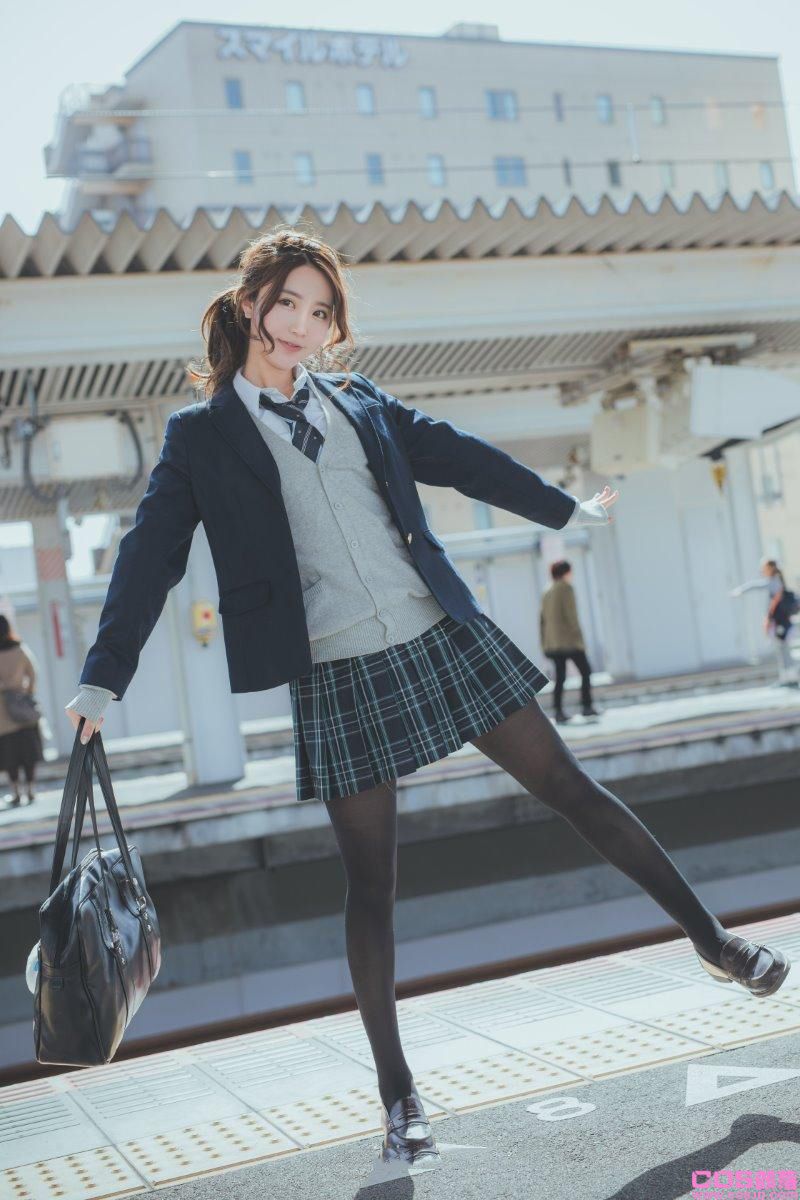 [YITUYU艺图语] 2020.12.16 奈良の夏 川川 [23P/198MB](图2)
