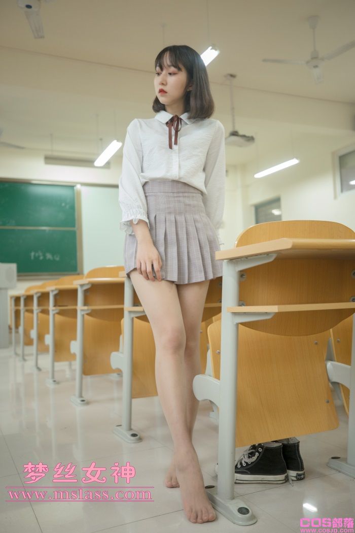 [MSLASS梦丝女神] 2019-05-06 刘诺 教室顷语 [89P/1V/1.19G](图2)