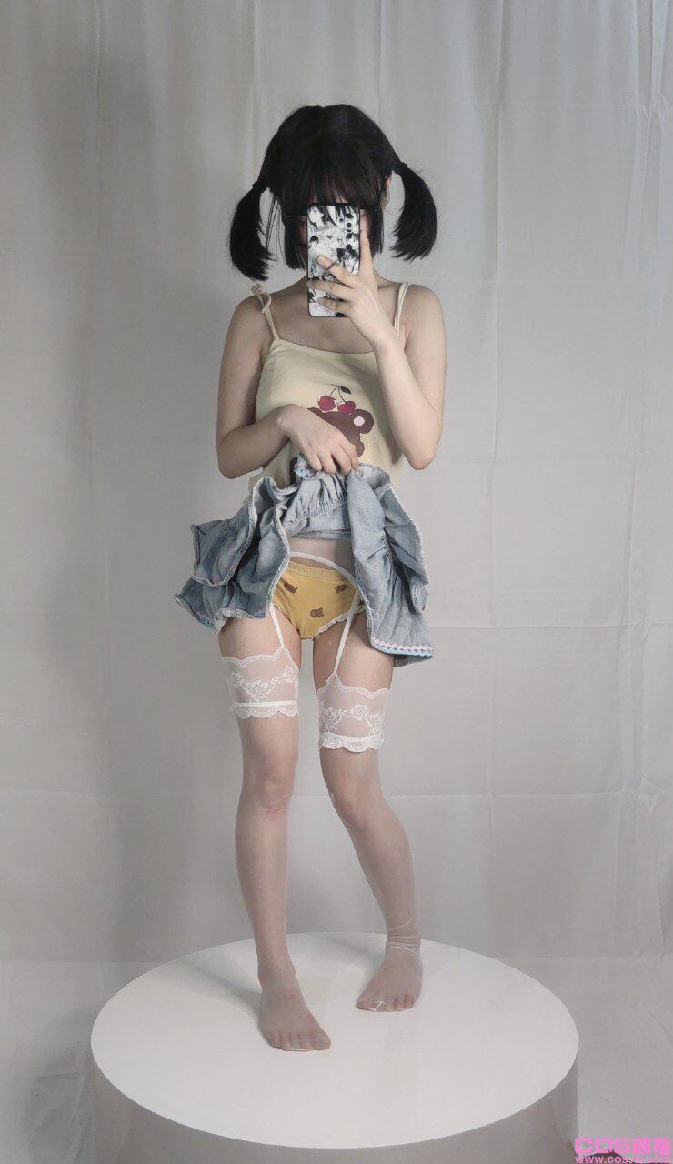 coser绫蛋糕裙吊带袜汐(图19)