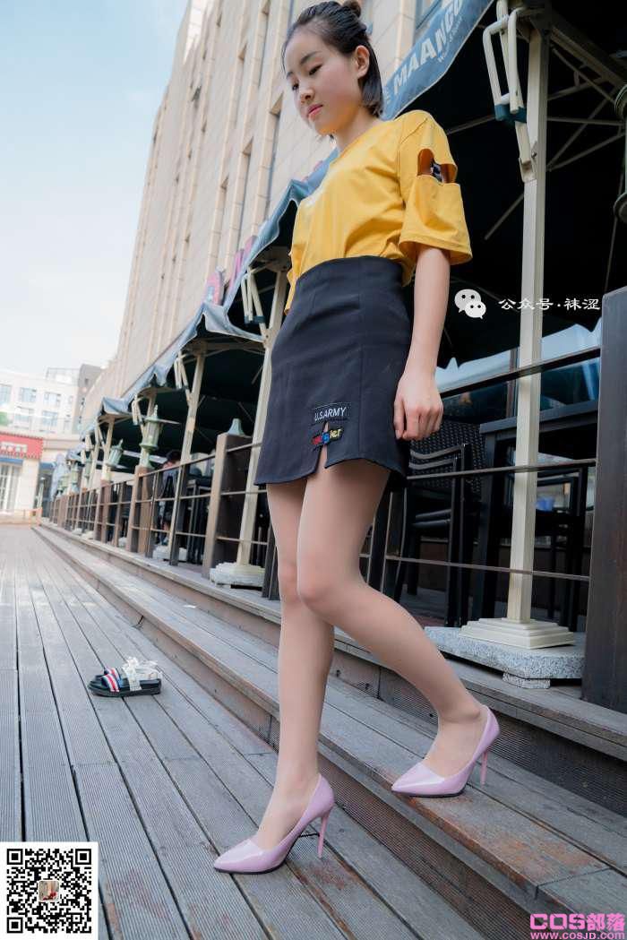 袜涩写真 VOL.005 小丽漫咖啡 [52P/424MB](图3)