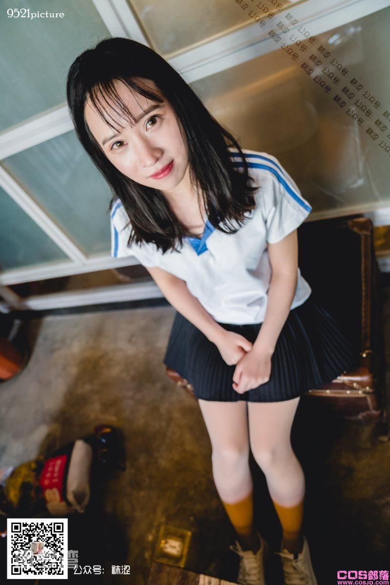 袜涩写真 VOL.030-Amanda学生制服 [53P/1.52G](图2)