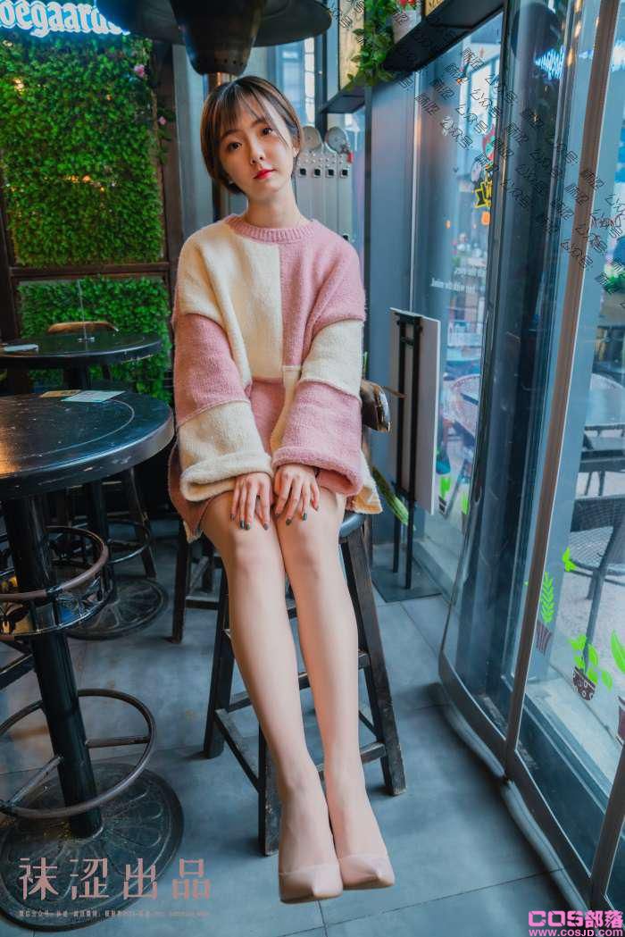 袜涩写真 VOL.048 暖暖的大毛衣 [43P/709MB](图3)