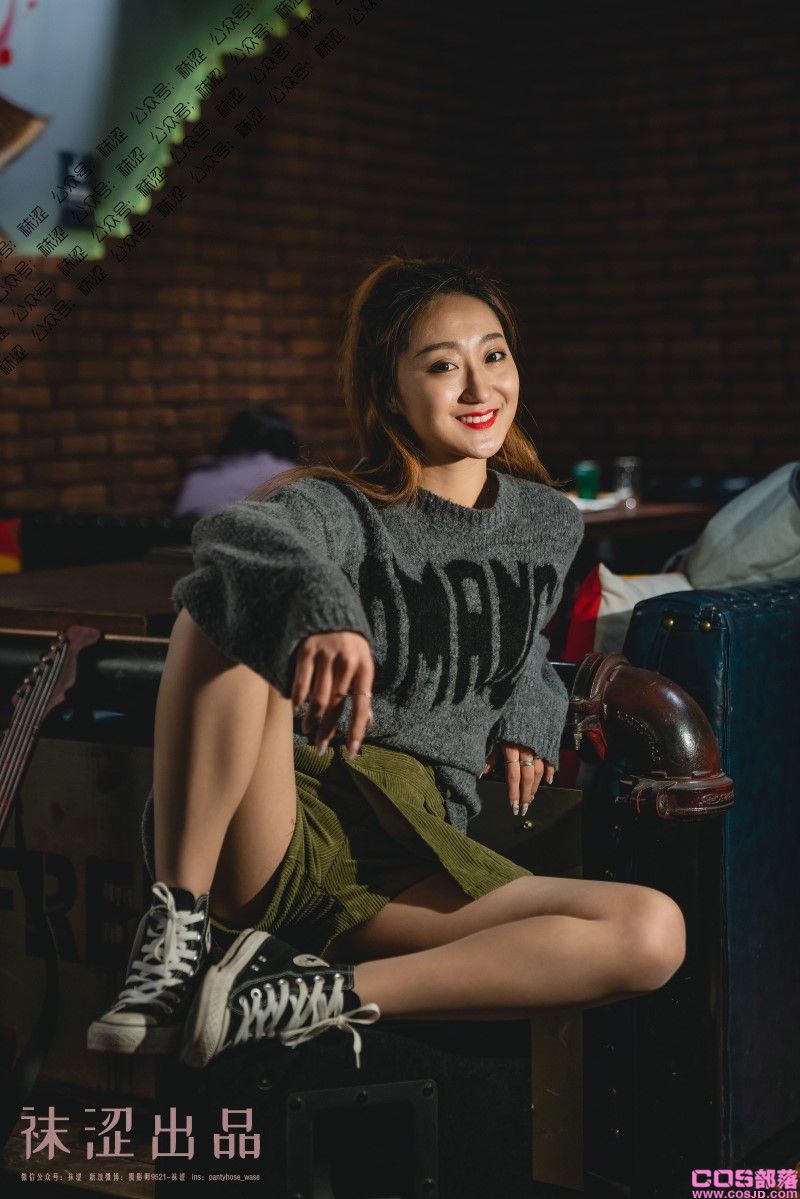 袜涩写真 VOL.055-刘哈哈-玩 [51P/202MB](图4)