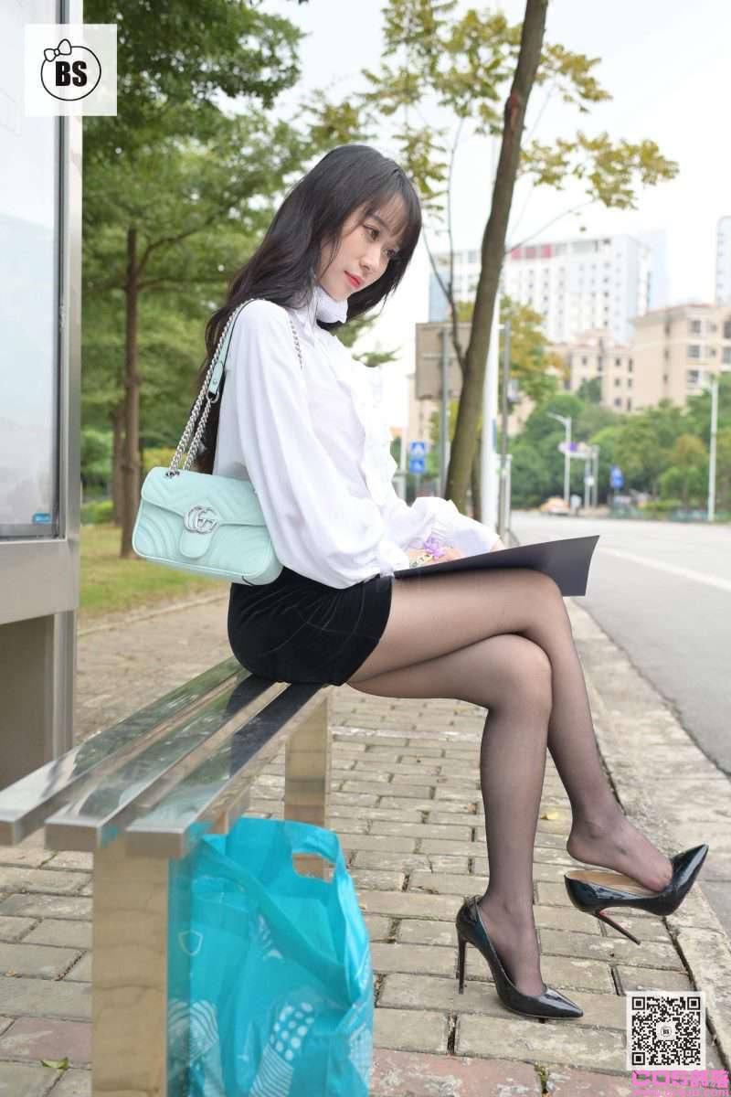 我丝你想 MX006 美西 公交车站奇遇记1 [67P/88MB](图2)