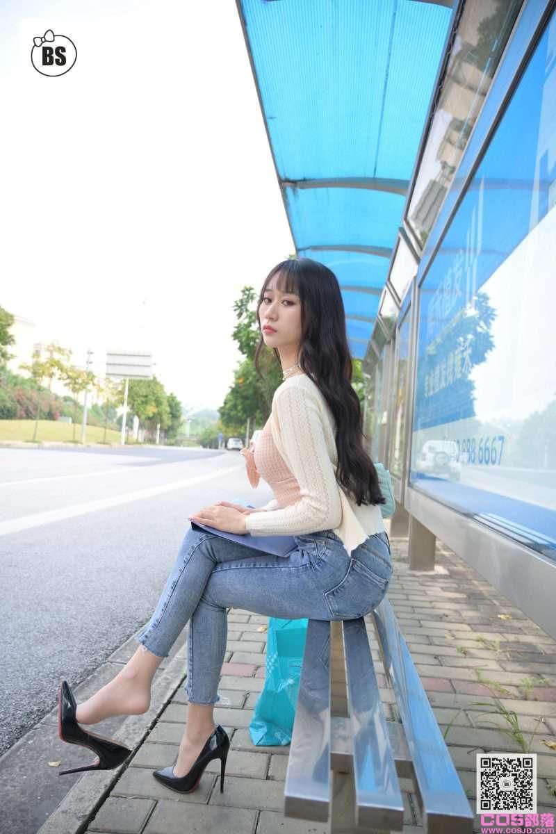 我丝你想 MX008 美西 公交车站奇遇记3 [73P/101MB](图4)