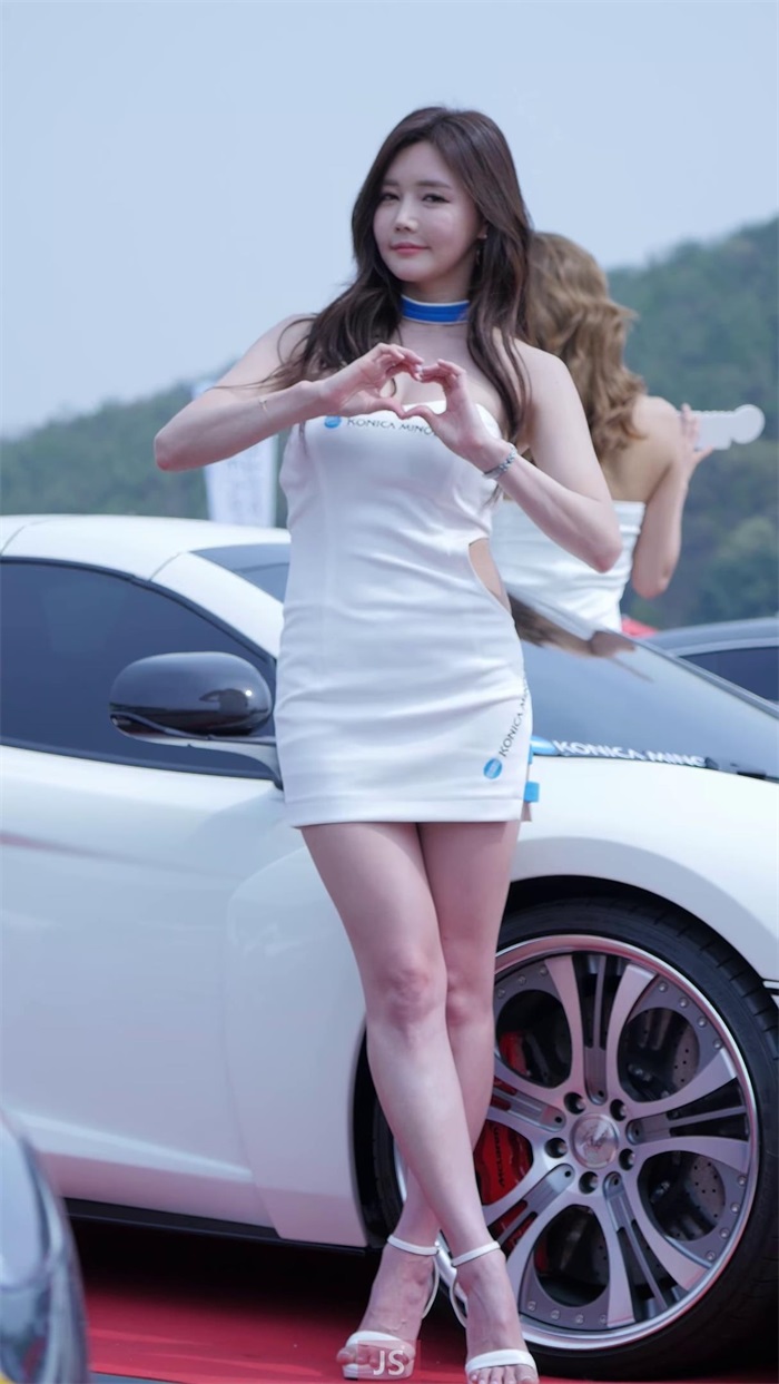 [车模视频][4K] 韩国车展美女车模视频170416 [1V/124MB](图5)
