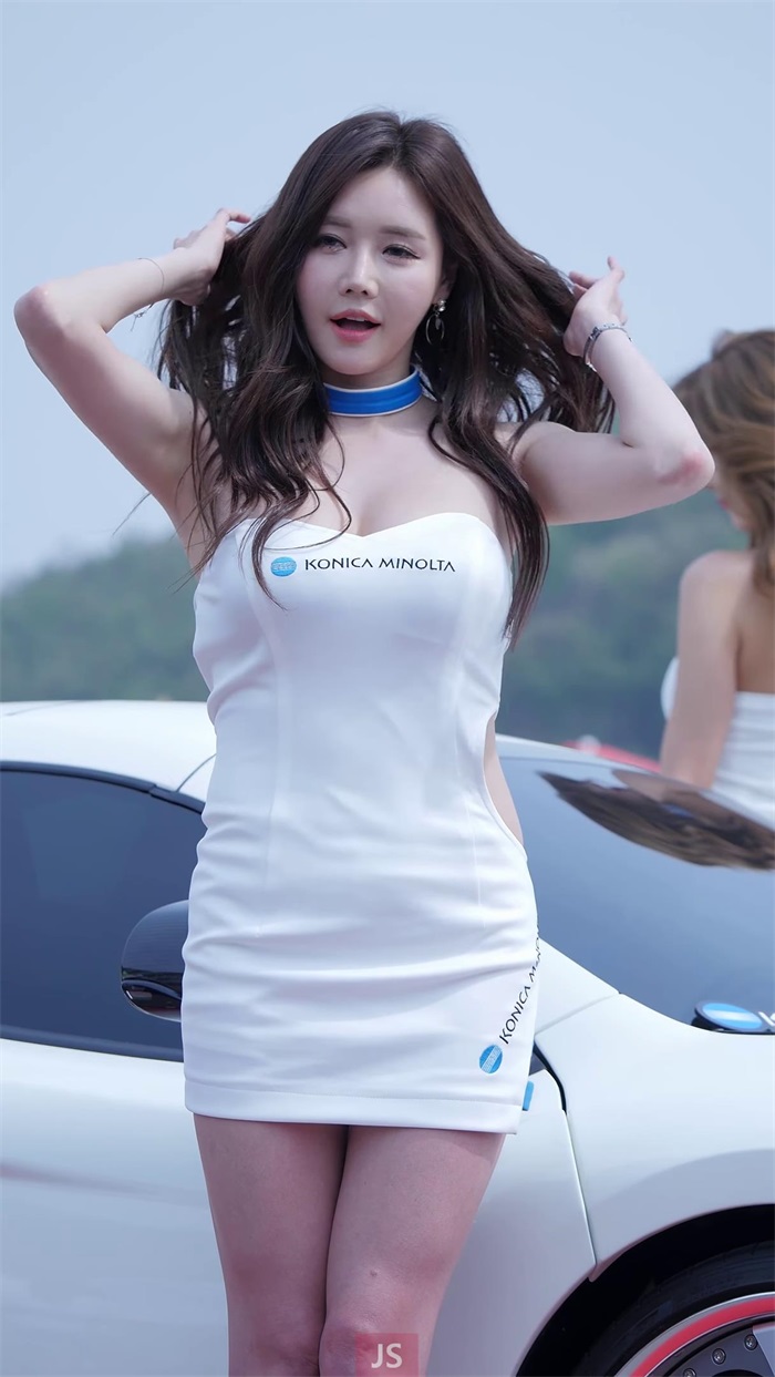 [车模视频][4K] 韩国车展美女车模视频170416 [1V/124MB](图4)
