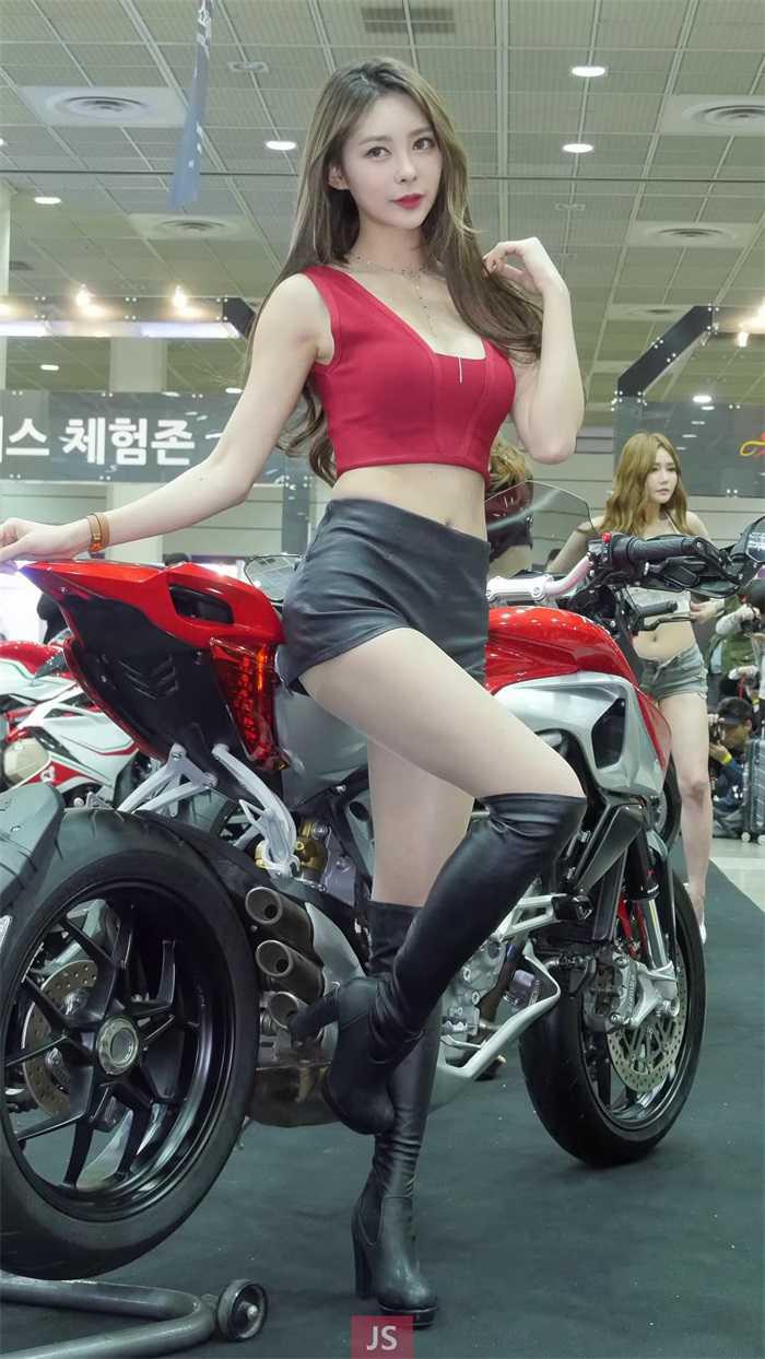 [车模视频][4K] 韩国车展美女车模视频180413 [1V/84.8MB](图4)