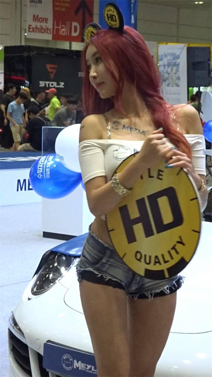 [车模视频][4K] 韩国车展姓感车模饭拍160710 Seoul Auto Salon [1V/194MB](图3)