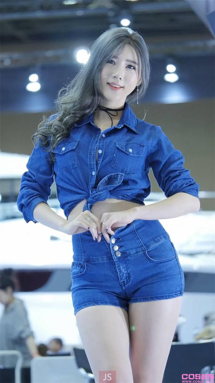 [车模视频][4K] 韩国车展姓感车模饭拍showgirl-22 [1V/127MB](图3)