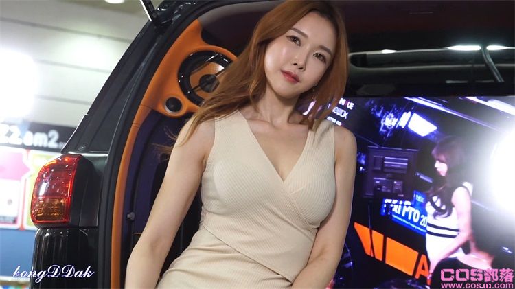 [车模视频][4K] 韩国车展姓感车模饭拍 170422 [1V147MB](图5)