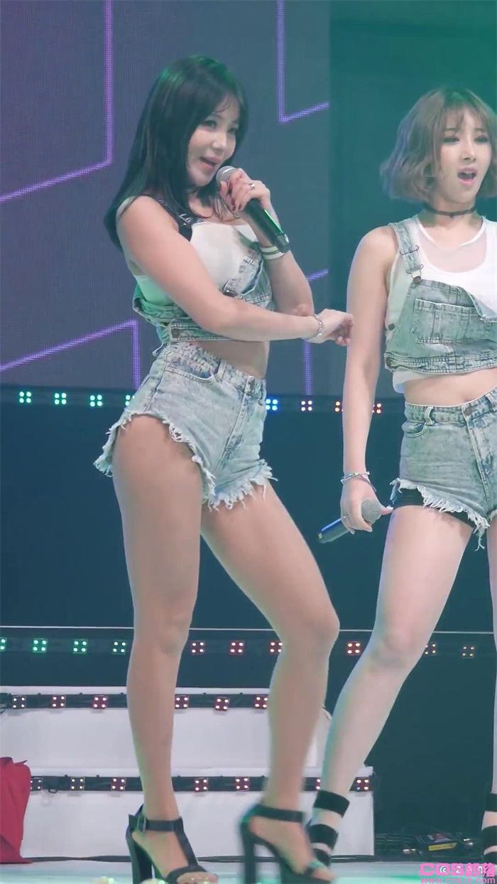 金高恩Goeun__151218__良才AT中心K-POP演唱会 [4V/763MB](图4)