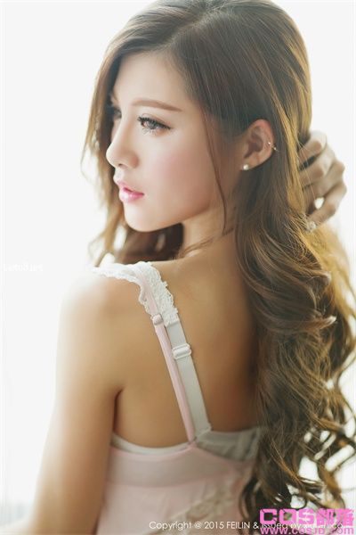 [FeiLin嗲囡囡]第001期 奶茶Emily [50+1P/201M](图7)
