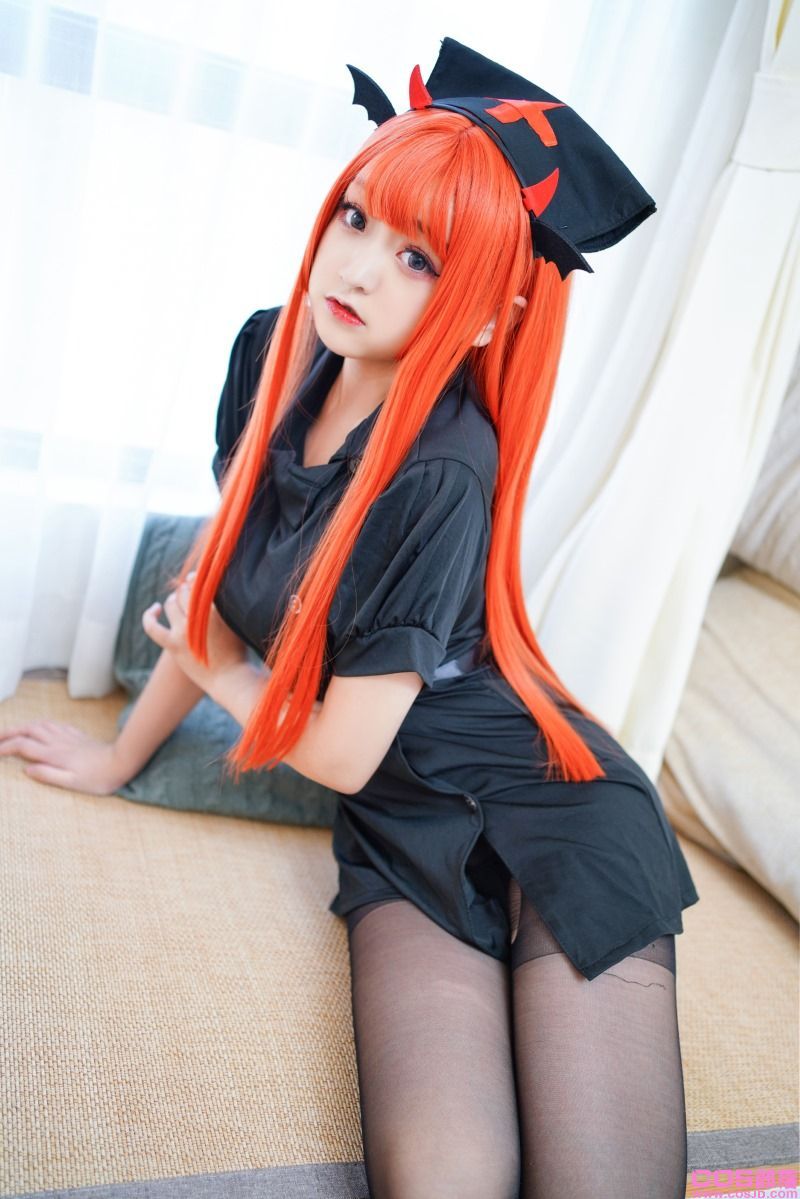 微博人气Coser@-桃夭葵- 橘色黑护士 [56P/1.08G](图4)