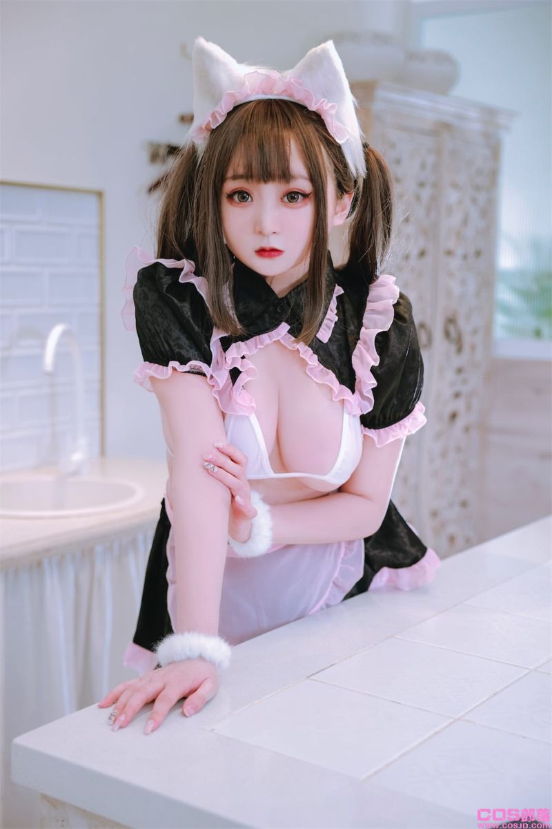 微博人气Coser@-桃夭葵- 猫耳黑粉女仆 [45P/202MB](图3)