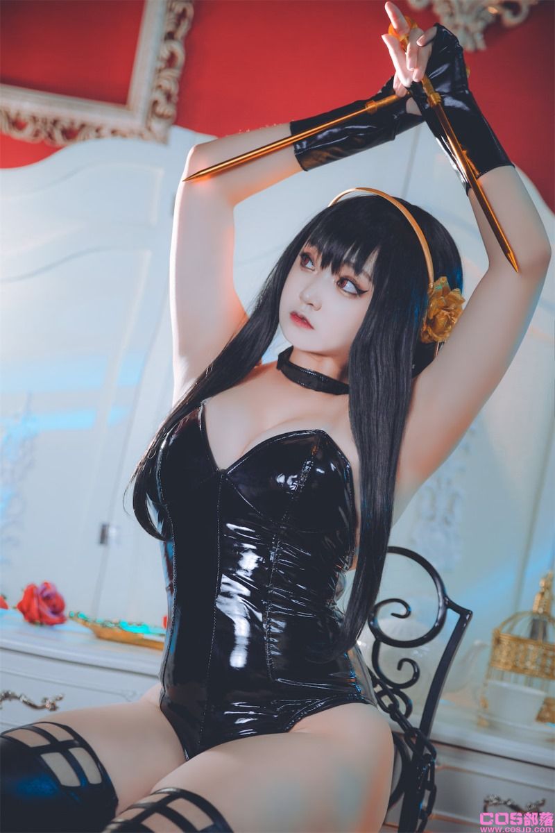 微博人气Coser@-桃夭葵- 约尔太太 [51P/405MB](图2)