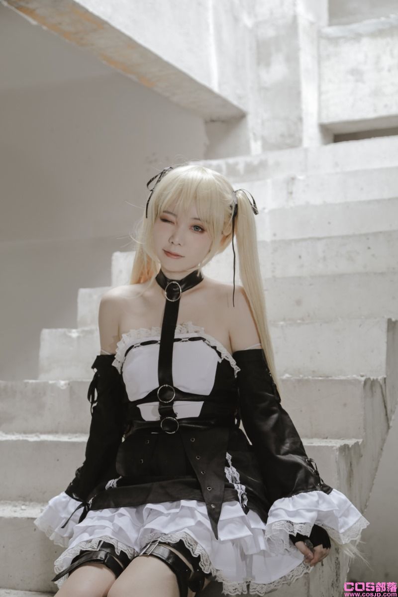 微博妹纸@Fushii_海堂 玛丽罗斯 [39P/240MB](图2)