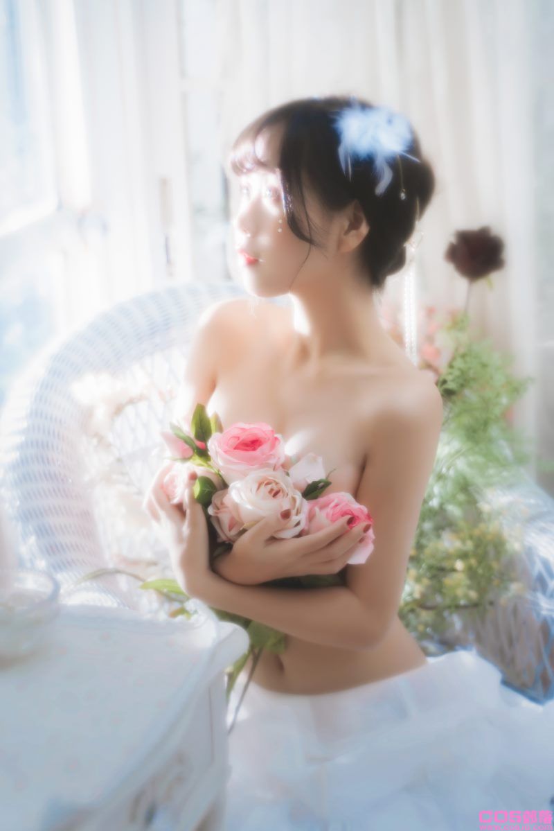 [YITUYU艺图语] 2022.05.28 纯白花嫁 萌芽儿o0 [33P/522MB](图2)