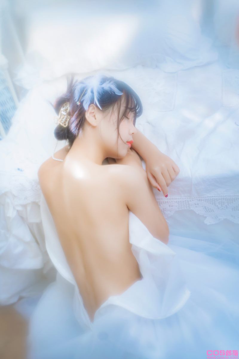 [YITUYU艺图语] 2022.05.28 纯白花嫁 萌芽儿o0 [33P/522MB](图4)