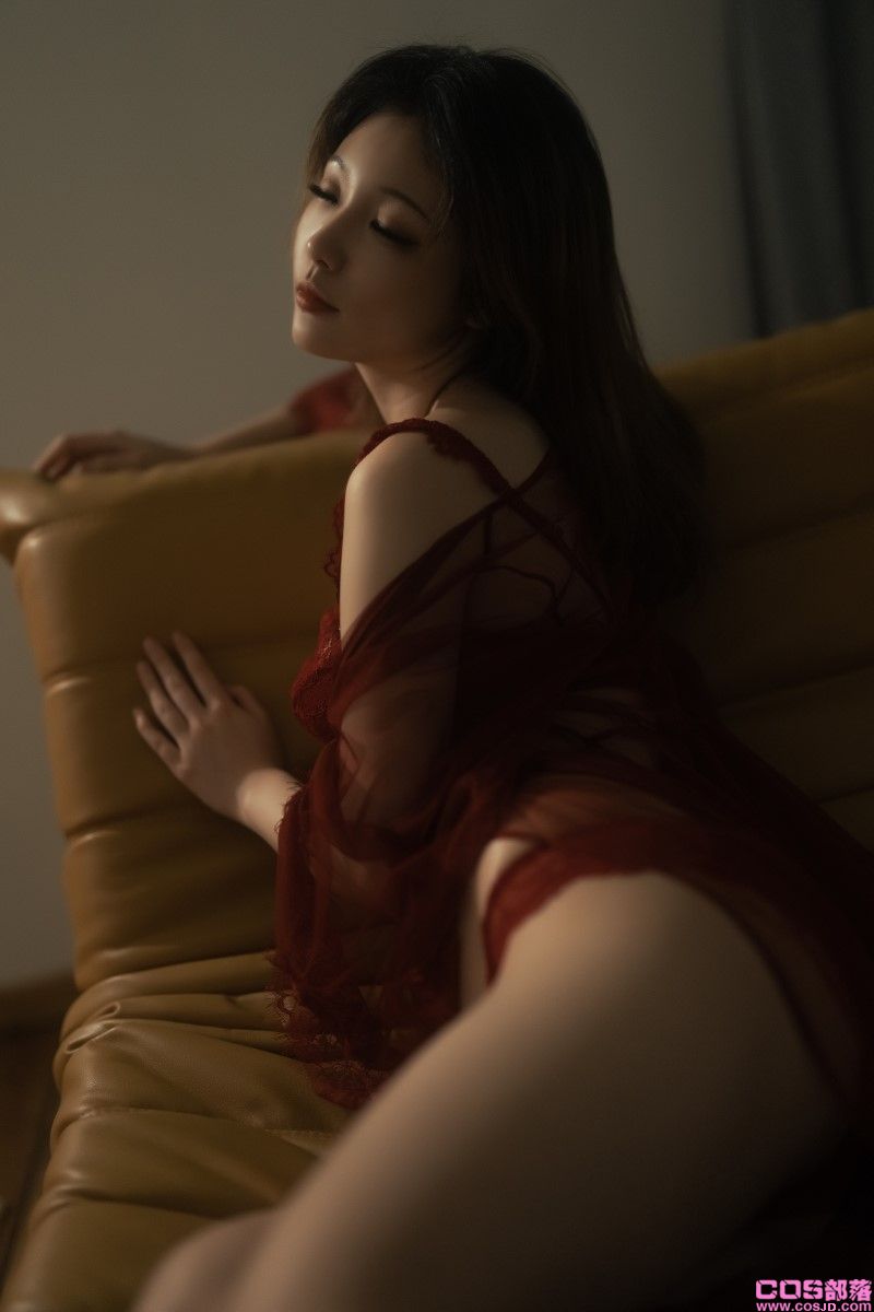 人气Coser@桃良阿宅 红烛 [43P/782MB](图2)