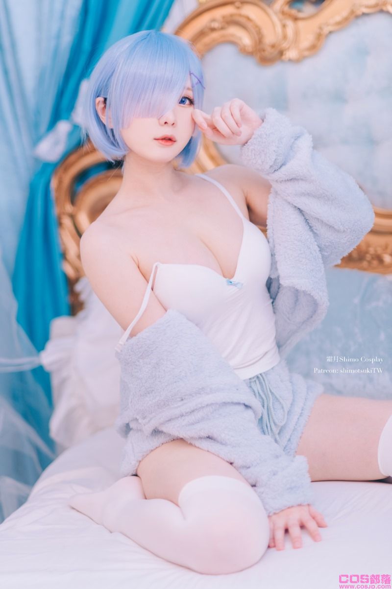 人气Coser@霜月shimo 雷姆猫咪装 [16P/214MB](图2)