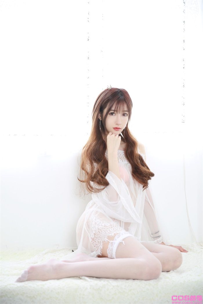 斗鱼主播@王羽杉Barbieshy 新版写真成片 [48P/97MB](图3)