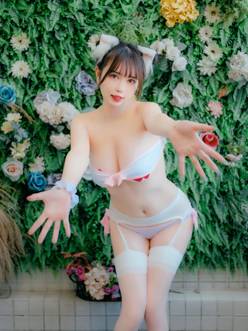 动漫博主@Tina很妖孽呀 粉色吊带袜猫女友 [62P/538MB](图2)