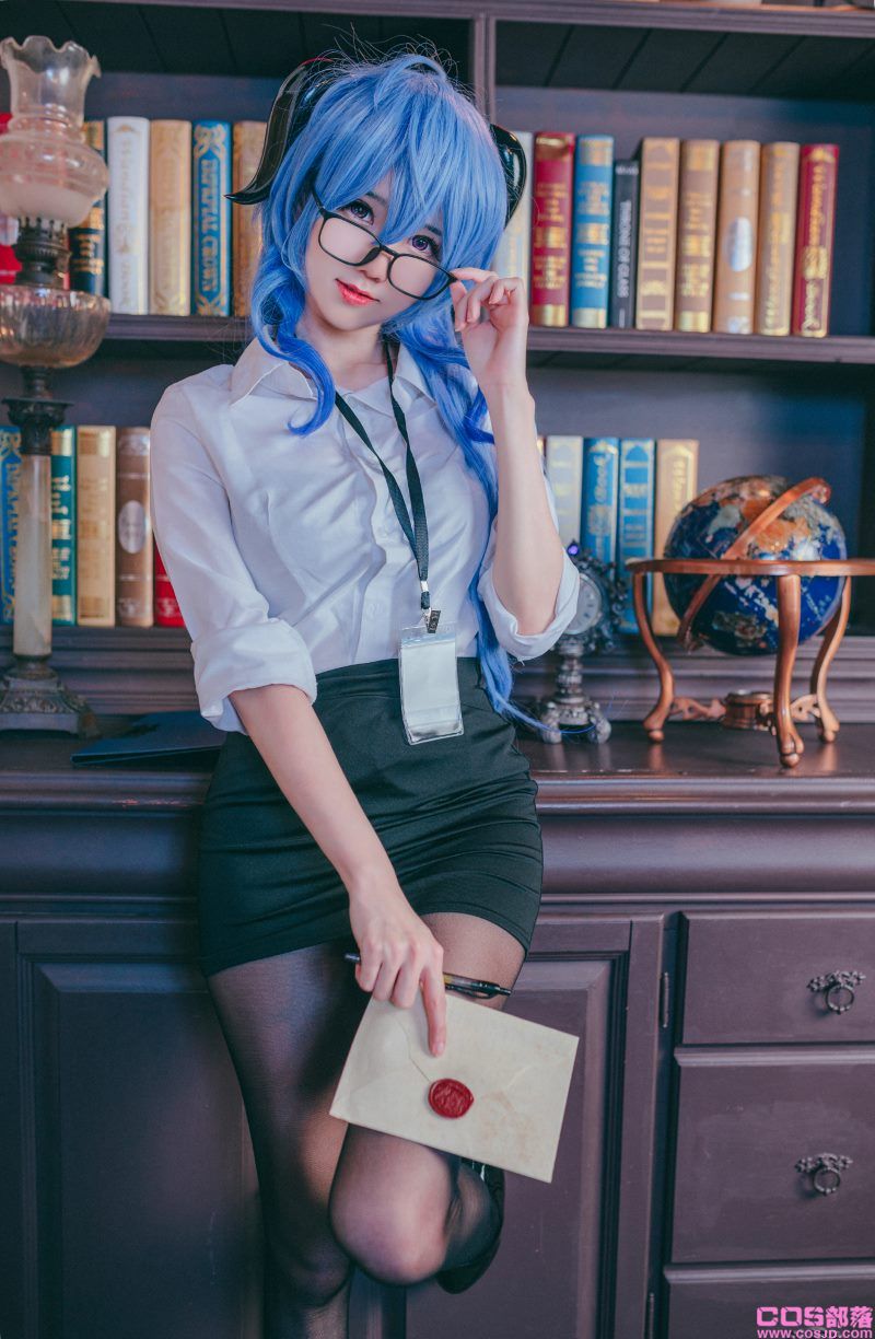马来西亚妹纸@Sally Dorasnow Ganyu OL [62P/319MB](图4)