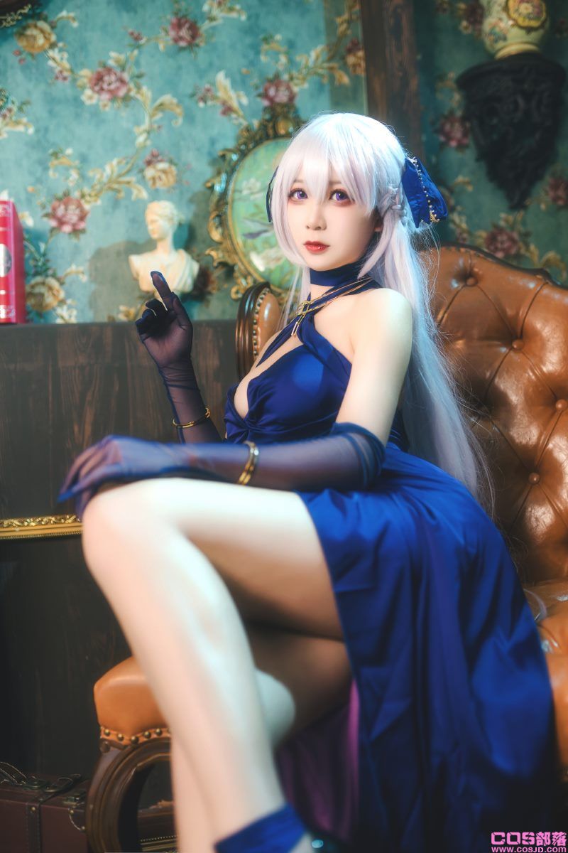 知名动漫博主Coser@樱落酱w 贝法礼服 [12P/225MB](图2)