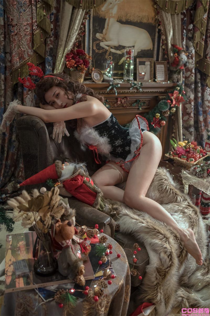 动漫Coser@云溪溪 圣诞女郎 [45P/6V/47MB](图4)