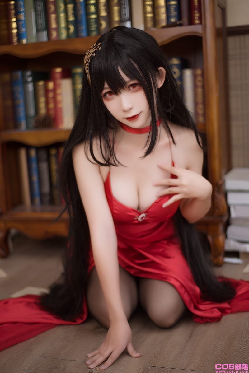 知名动漫博主Coser@樱落酱w 大凤礼服 [14P/96MB](图3)