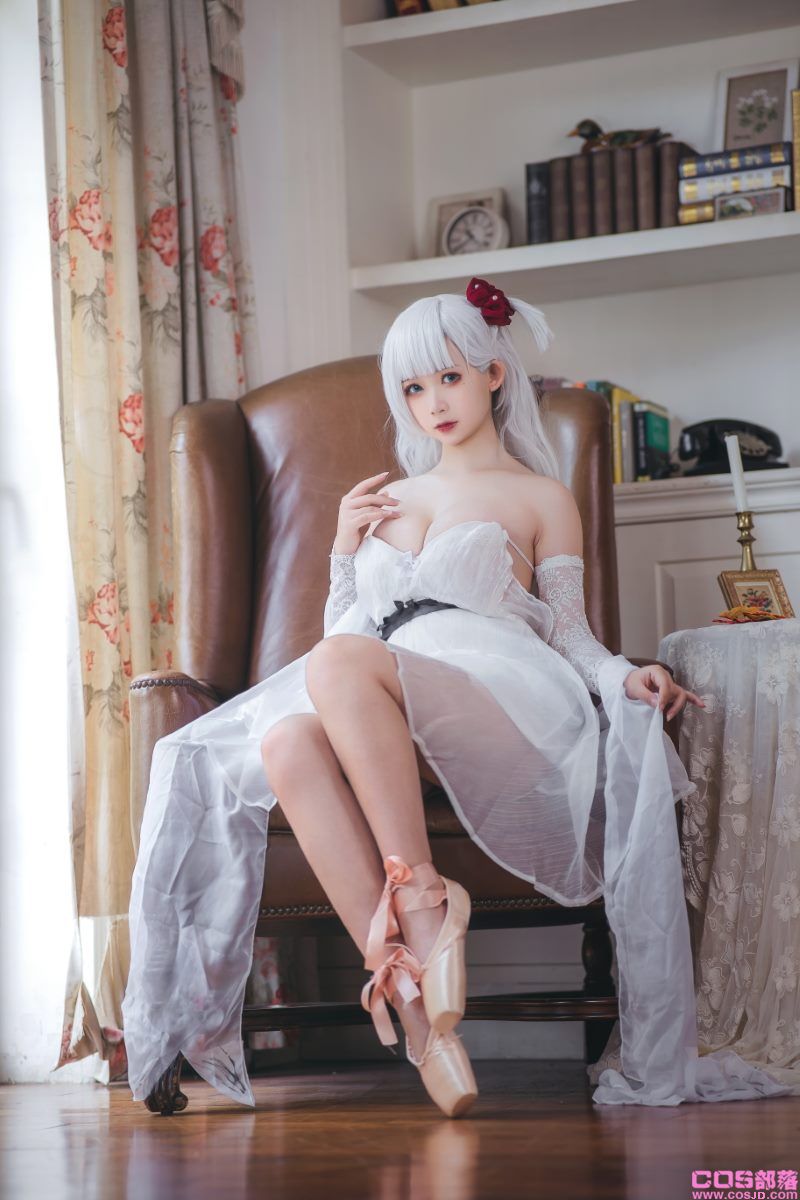 知名动漫博主Coser@樱落酱w 翔鹤 [22P/194MB](图4)