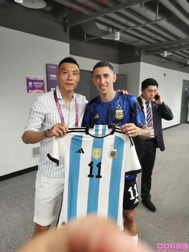 球王梅西来中国啦，收视率登顶，进球点燃足球市场，明星们现场观看梅西(图12)