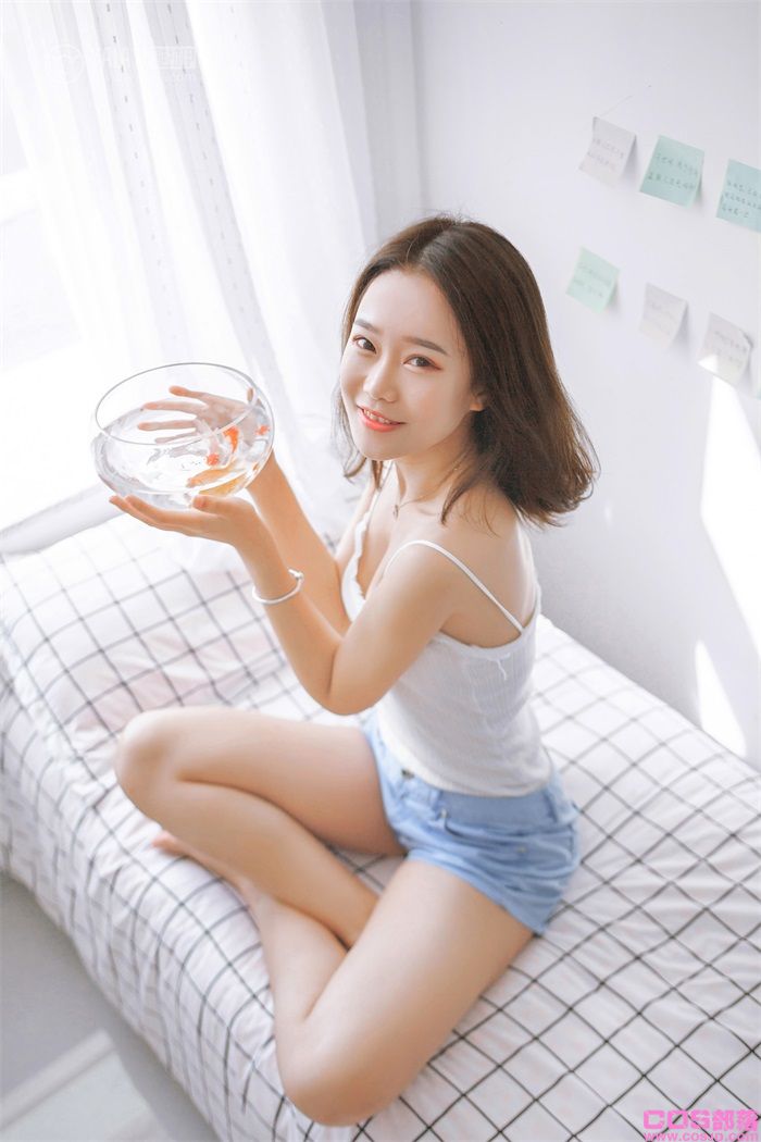 [YALAYI雅拉伊] 2019.03.03 No.091 欲之与鱼 李晗 [41P/336MB](图2)