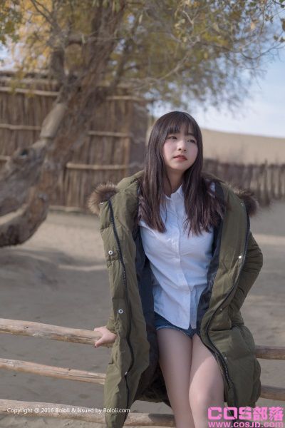 [Kimoe激萌文化]2016-12-29 KIM012周闻球球篝火取暖沙漠之旅[42P/534MB](图8)