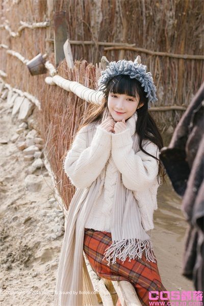 [Kimoe激萌文化]2016-12-29 KIM013 秋画之应沙漠旅拍[40P/461MB](图4)