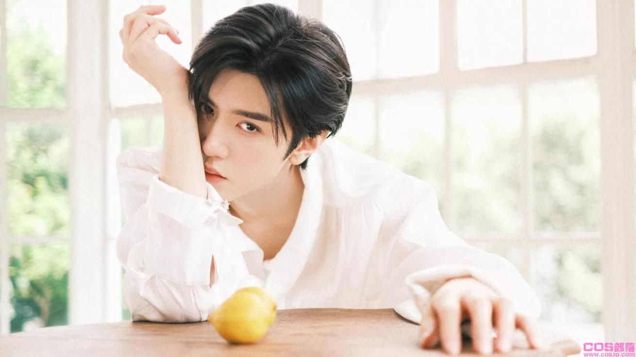陈哲远是哪个男团的？深圳大学校草陈哲远介绍(图2)