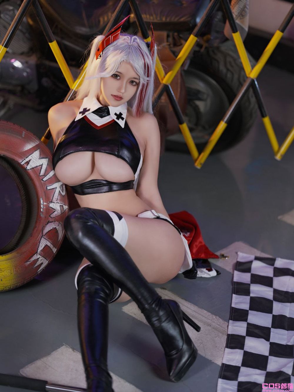 人气Coser@小仓千代 赛车欧根 [21P/106MB](图4)