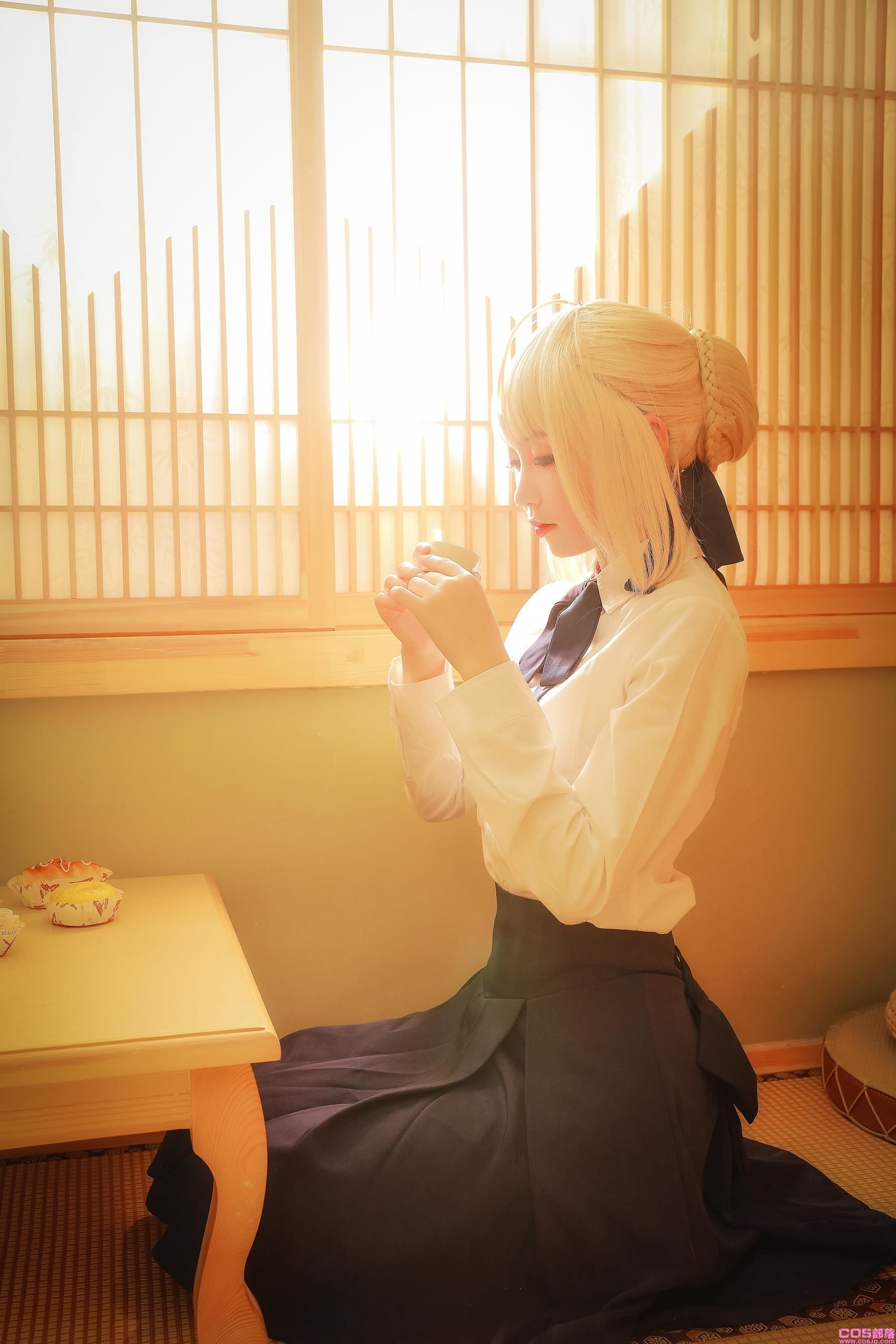 这个泡泡就是逊啦 – saber常服[9P/42MB](图3)