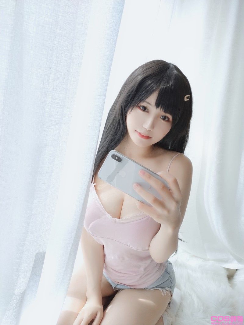 动漫博主小仓千代w@ 粉色吊带 [30P/54MB](图2)